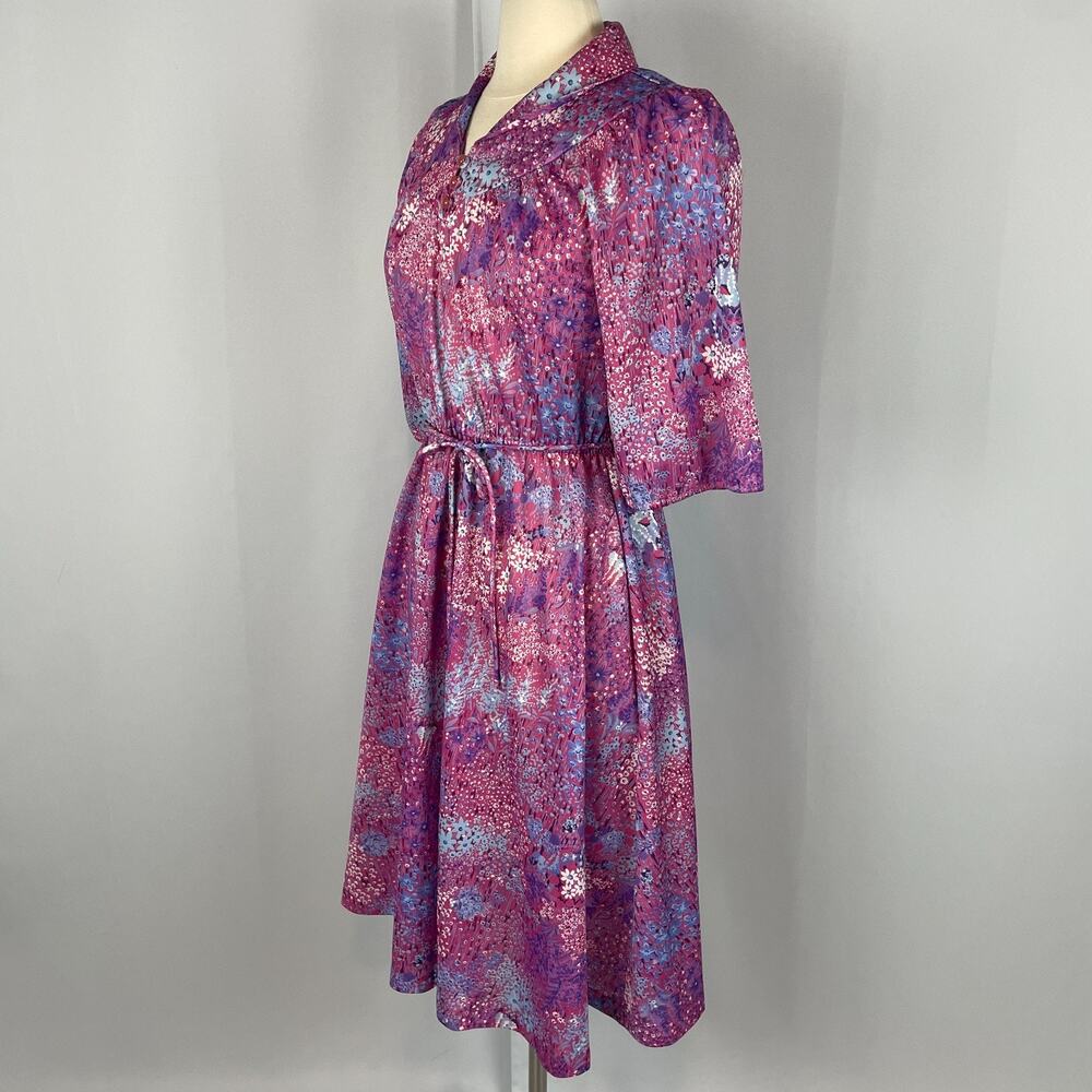 Vintage Skater Dress Medium Purple Ditsy Floral A Line Garden Cottage Retro 70s - Picture 6 of 12